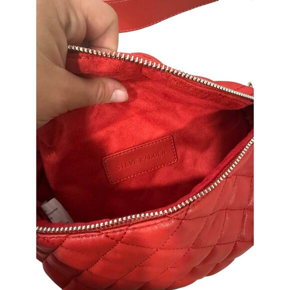 Steve Madden Faux Leather Quilted Red Belt Bag Travel Concert - Picture 3 of 7